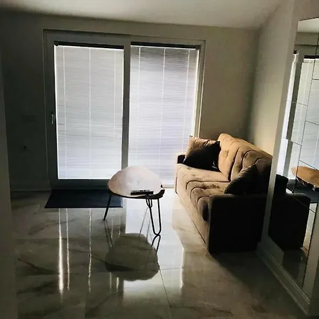 Esila Park Apartament